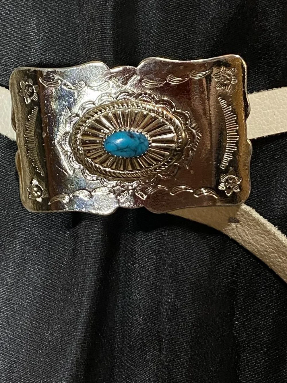VTG Western White Leather Concho Belt Silver Tone Turquoise Cowgirl Boho 27.5-41